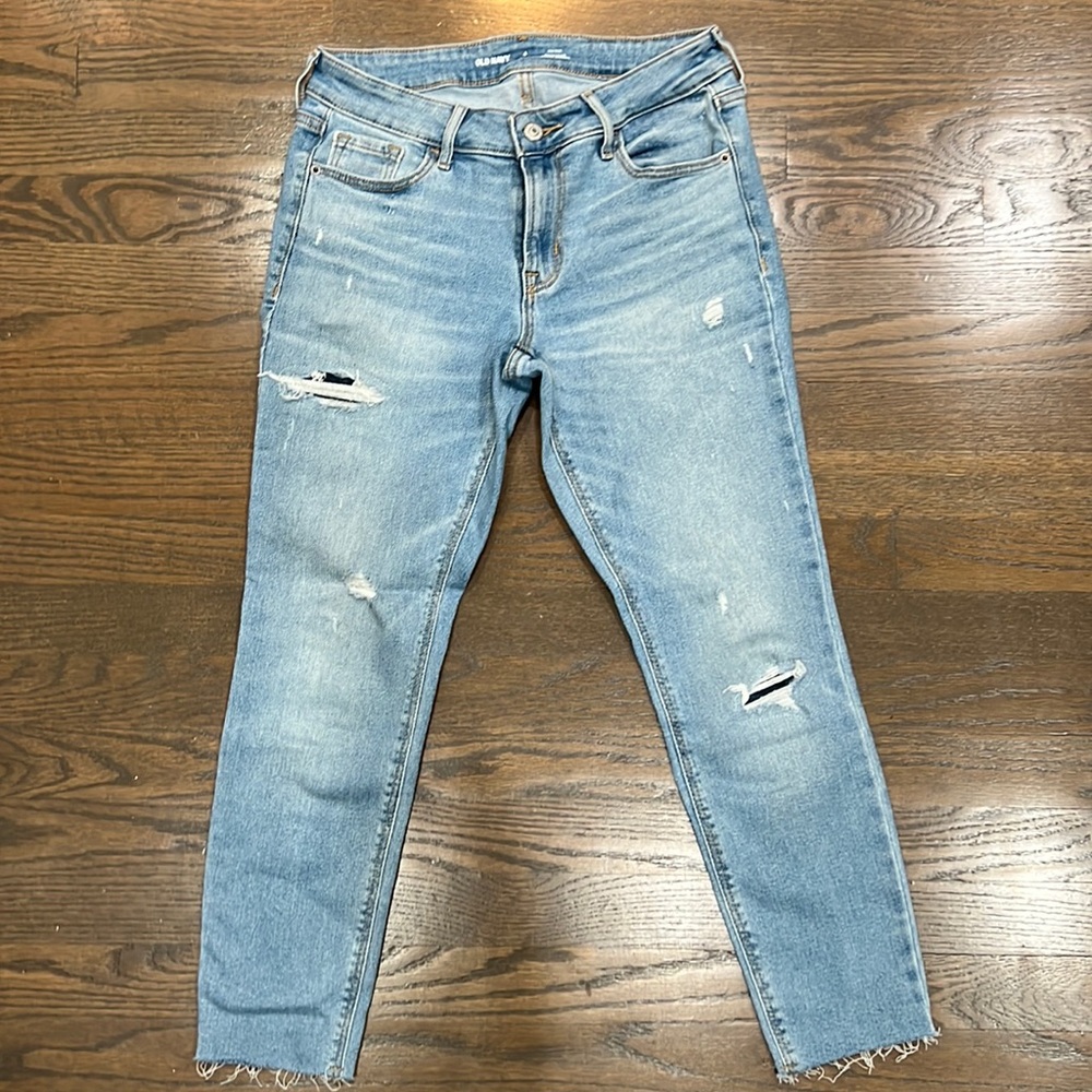 Old Navy Mid-Rise Rockstar Super Skinny Jean